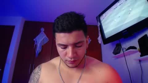 Marc Locke online show from October 31, 2:45 am