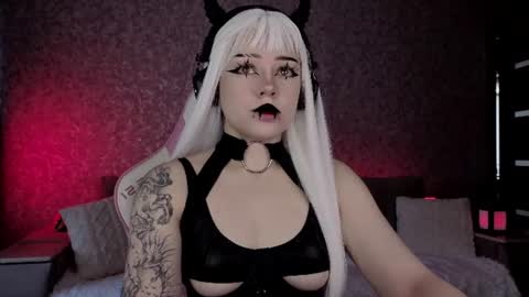Lady Marceline online show from August 4, 9:27 am
