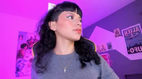 Snapshot of marcelinee__ chatting on January 16, 11:27 pm Marce online show from January 16, 11:27 pm