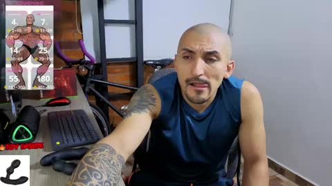 Marck  Independent model  online show from May 20, 1:57 am