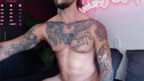 marco_allison43 online show from February 9, 8:22 pm