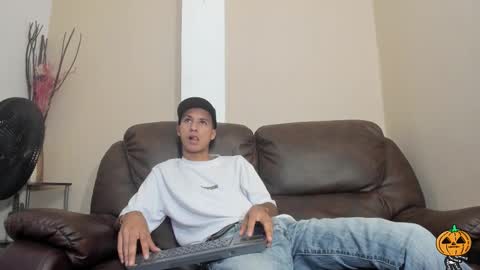 marcus_jeron online show from October 14, 9:40 pm