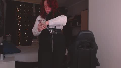 Margaret online show from November 22, 5:44 pm