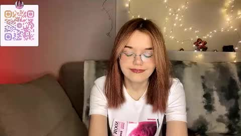 Lina online show from March 1, 10:03 pm