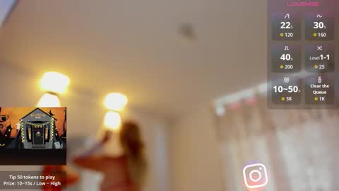Snapshot of mariadanielasanchez chatting on October 9, 12:10 pm mariadanielasanchez online show from October 9, 12:10 pm