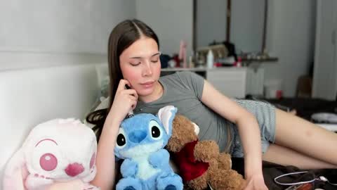 Mariam  online show from April 14, 12:25 am