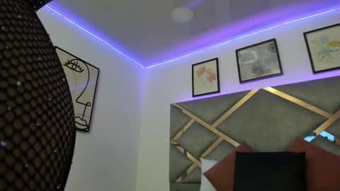 Snapshot of marian_pinzon chatting on March 4, 2:38 am Marian online show from March 4, 2:38 am