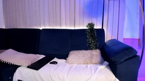 mariana__thompson online show from March 29, 8:38 am