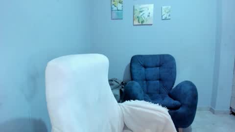 Snapshot of mariana_owen chatting on October 24, 3:18 am    online show from October 24, 3:18 am