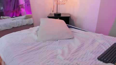 Mariana online show from December 4, 11:08 pm