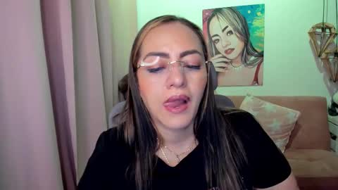 Mariana Lopez online show from December 17, 1:23 am