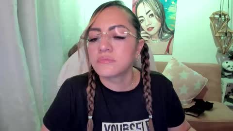 Mariana Lopez online show from October 5, 2:20 am