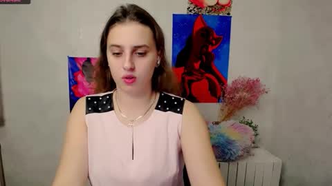 Snapshot of mariatess_ chatting on October 22, 11:45 am Mariia online show from October 22, 11:45 am