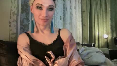 Mari online show from February 7, 7:27 pm