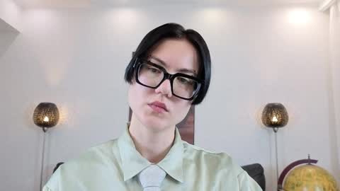 Marie Fitch online show from March 29, 2:13 am