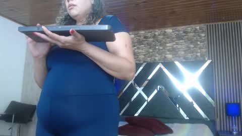 marie_hss online show from November 24, 8:51 pm