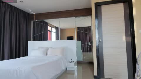 Marie online show from March 23, 2:27 am