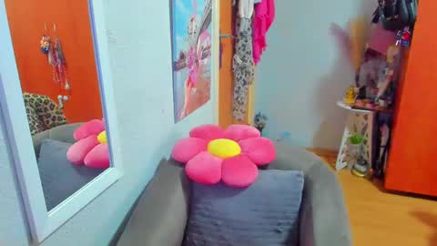 Marie   online show from March 4, 7:41 am