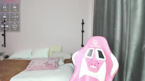 Mariel online show from September 23, 2:05 am