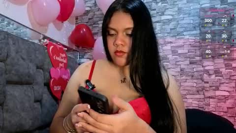 M A R I F E R online show from February 15, 5:10 am