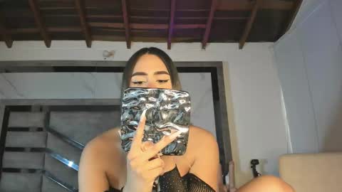 Marihana online show from March 29, 9:05 pm