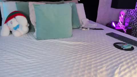 Mariana online show from February 6, 8:11 pm