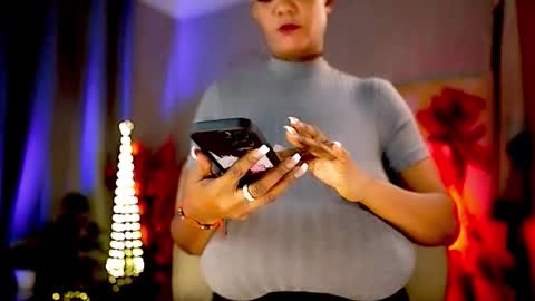 Nikita - Scroll down and read my bio please. New Pictures in Bio online show from September 18, 7:01 am