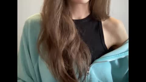 Snapshot of marinalovenow chatting on March 3, 9:44 am Marina online show from March 3, 9:44 am