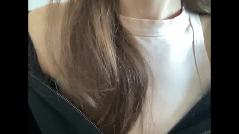 Snapshot of marinalovenow chatting on March 6, 11:03 am Marina online show from March 6, 11:03 am