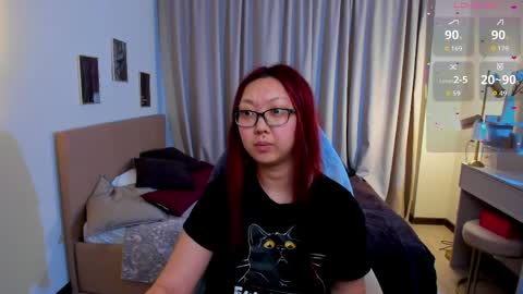 Marine  online show from April 4, 2:02 pm