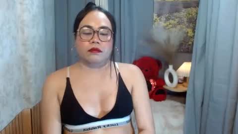 LEAH online show from February 24, 12:24 am