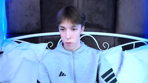 Mark online show from November 15, 2:51 pm