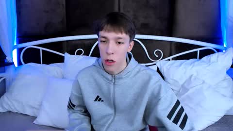 Mark online show from November 23, 10:46 am