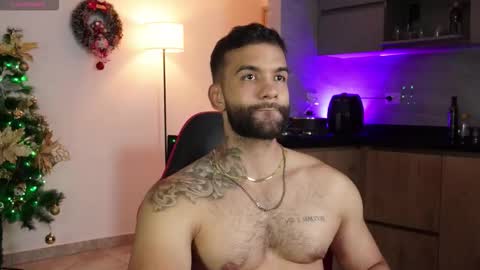 Mark online show from December 21, 11:44 pm