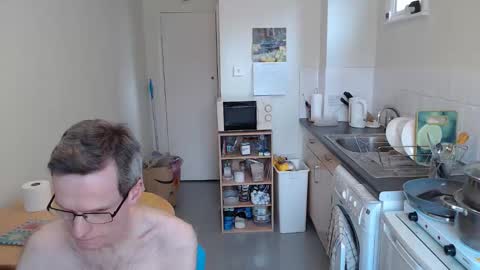 mark_islington online show from March 28, 9:54 am