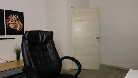 MARK KARSON online show from February 24, 6:00 pm