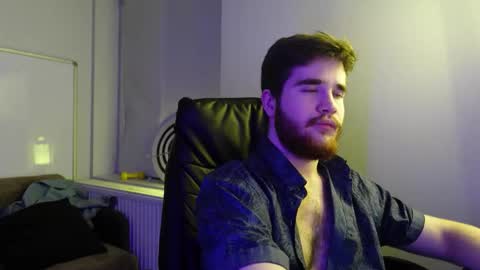 MARK MAXIM online show from November 10, 9:17 pm