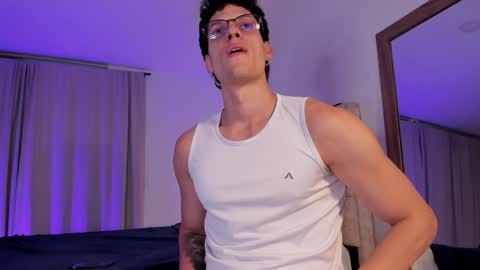 troy online show from April 2, 1:24 am