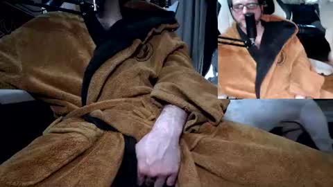 markass87 online show from June 28, 12:23 pm