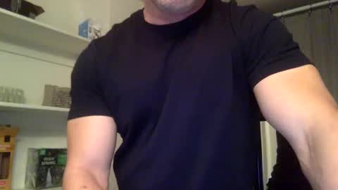 Snapshot of markk702 chatting on March 10, 2:17 am markk702 online show from March 10, 2:17 am