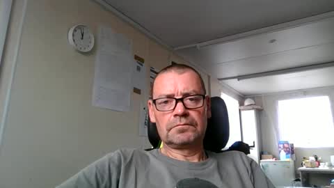 Snapshot of markyhowudoin chatting on September 28, 10:57 am markyhowudoin online show from September 28, 10:57 am