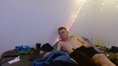 markymark101825061 online show from February 13, 10:43 pm