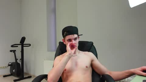 Marky mark online show from April 21, 5:53 pm