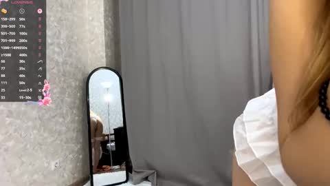 Olivia online show from November 27, 2:14 pm