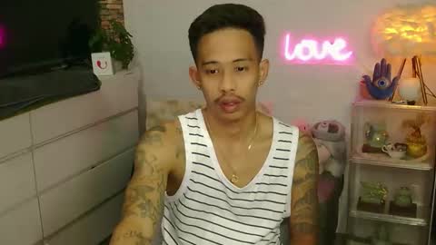 marlmoreno10 online show from March 21, 4:51 am