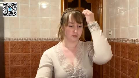 Miriam online show from April 6, 6:42 pm