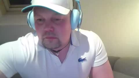 mars0481 online show from February 15, 5:44 pm