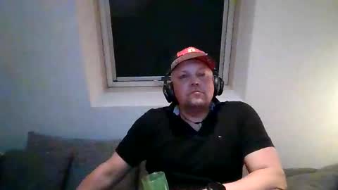 mars0481 online show from October 14, 8:01 pm