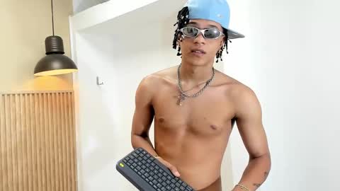 MARSHALL online show from October 1, 3:11 pm