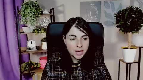 martaedams online show from March 18, 7:03 am